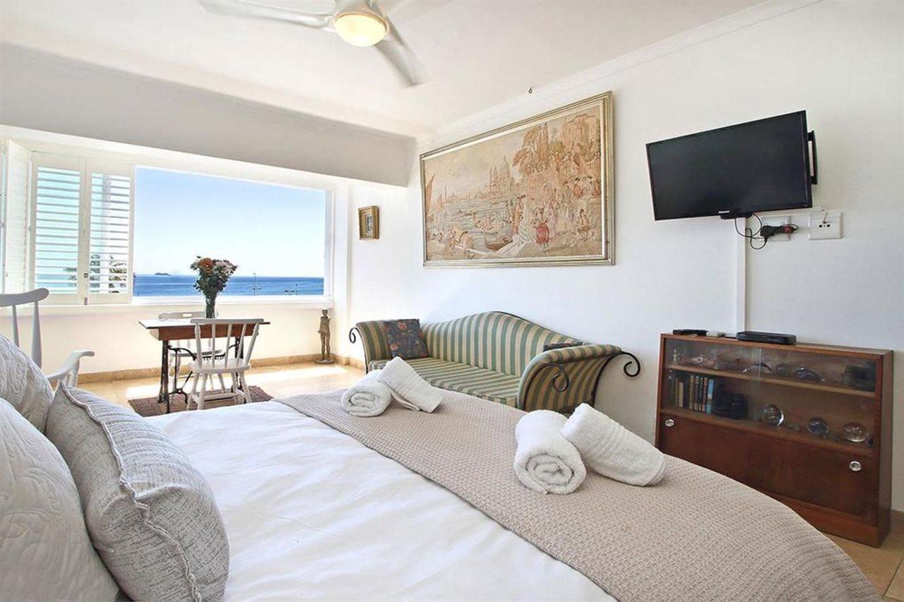 Dolphin Bay 2 Apartment Cape Town Bagian luar foto