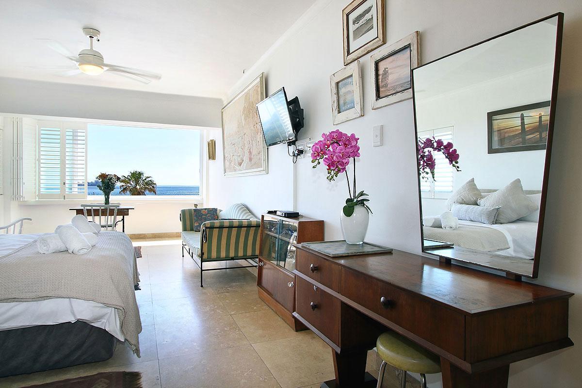 Dolphin Bay 2 Apartment Cape Town Bagian luar foto